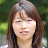 Dr Elizabeth Pollitzer LEE S