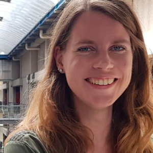 Dr Elizabeth Pollitzer Bolijn