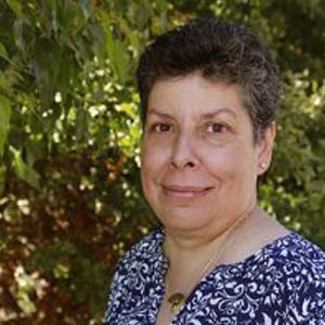 Dr Elizabeth Pollitzer VIVIANA web
