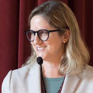 Dr Elizabeth Pollitzer Smith Doerr Laurel web