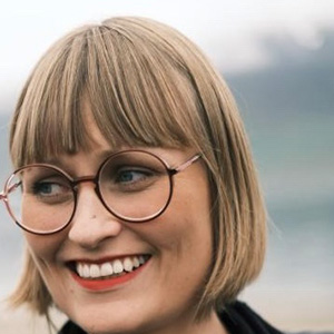 Dr Elizabeth Pollitzer Stenithodottir Finnborg SM.whLwao2K6LmZ