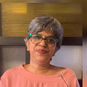 Dr Elizabeth Pollitzer Viswanath Kalpana SM.jhBP6vELrCOv